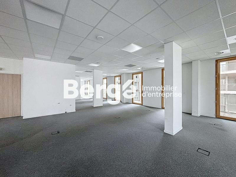 Bureau - 259 m²