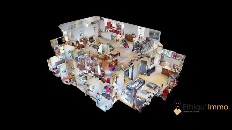 Maison - 390 m² - 20 pièces