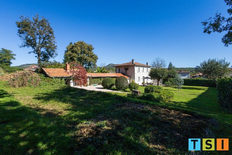 Maison - 122 m² - 5 pièces