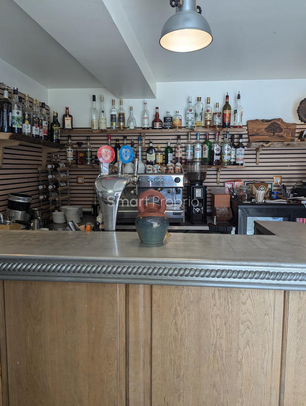 Fonds de commerce - Magasins - 44 m²