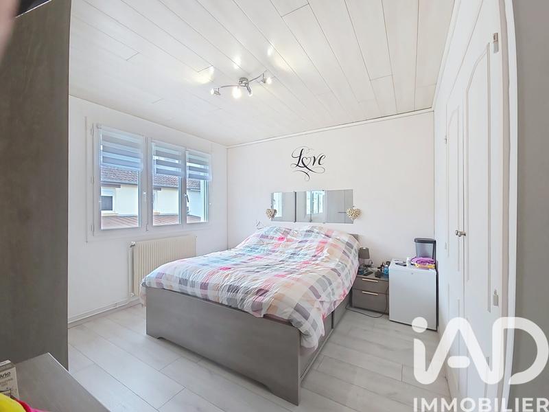 Maison - 92 m² - 4 pièces