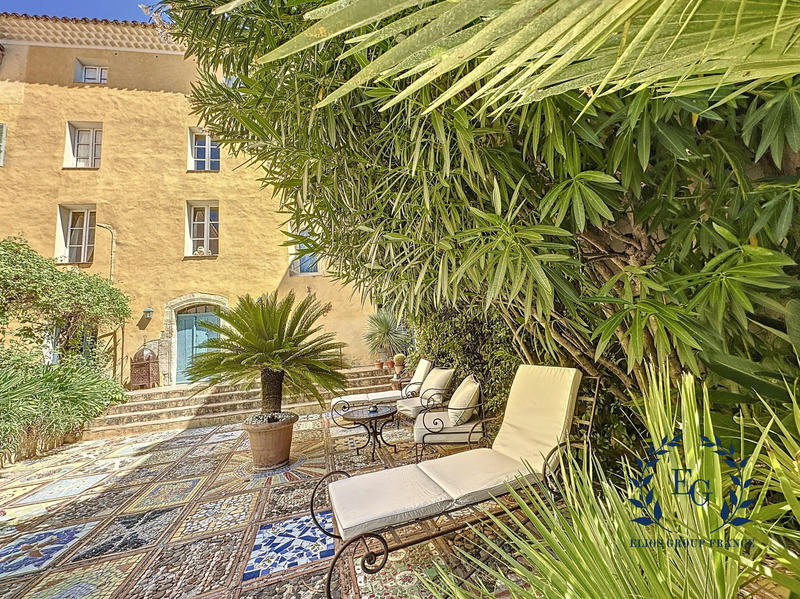 Bastide - 275 m² - 10 pièces