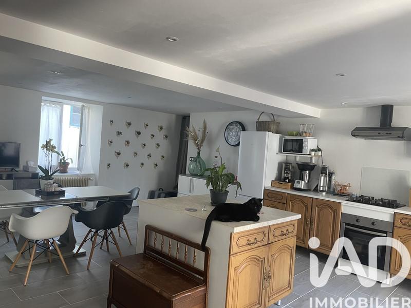 Maison - 90 m² - 3 pièces