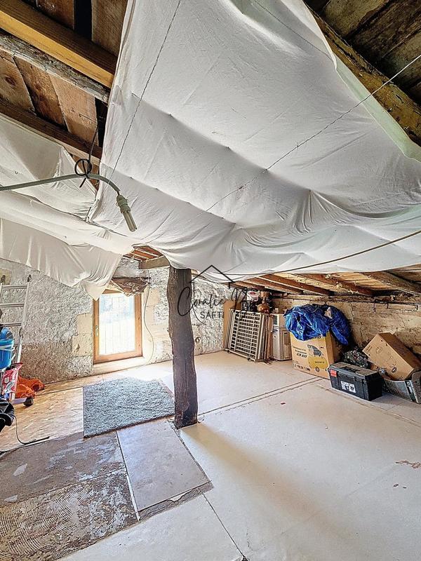 Maison - 260 m² - 5 pièces