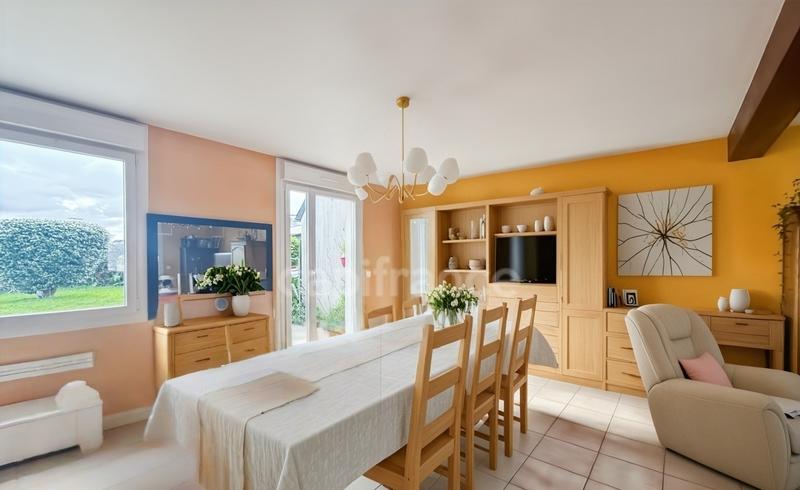 Maison - 107 m² - 6 pièces