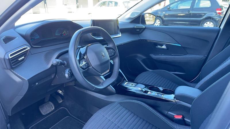 Peugeot E-208 100 kWh 136 Style