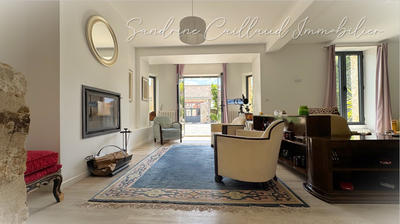 Maison - 229 m² - 8 pièces