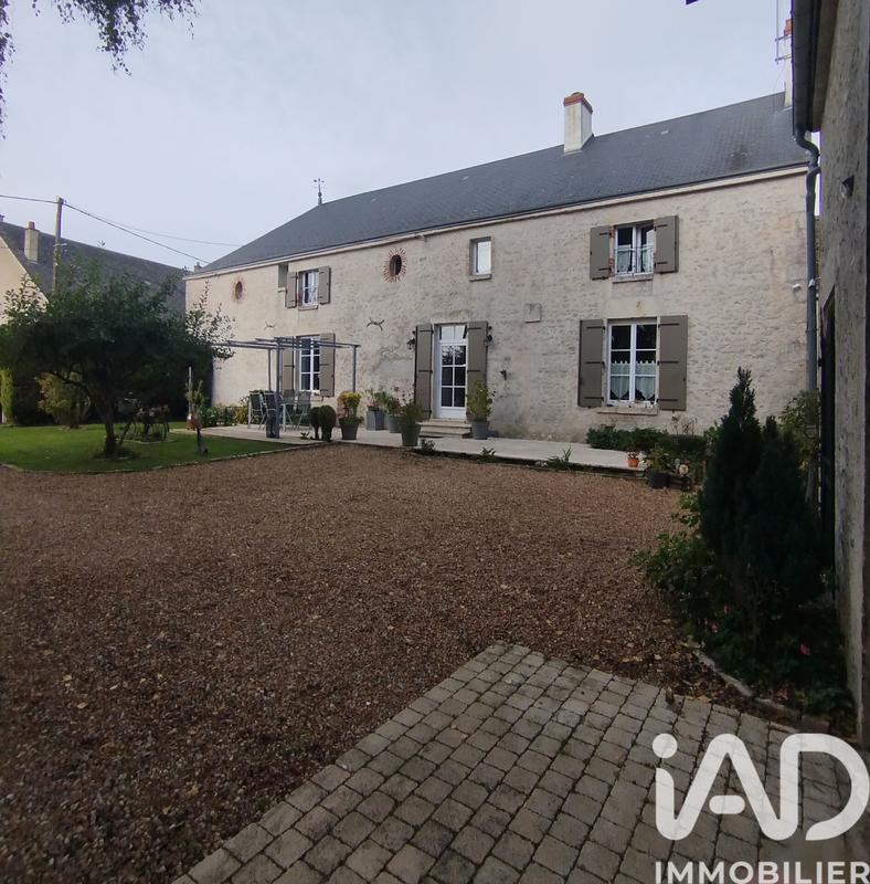 Maison - 265 m² - 7 pièces