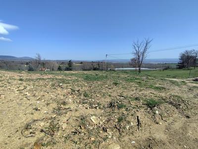 Terrain constructible - 858 m²