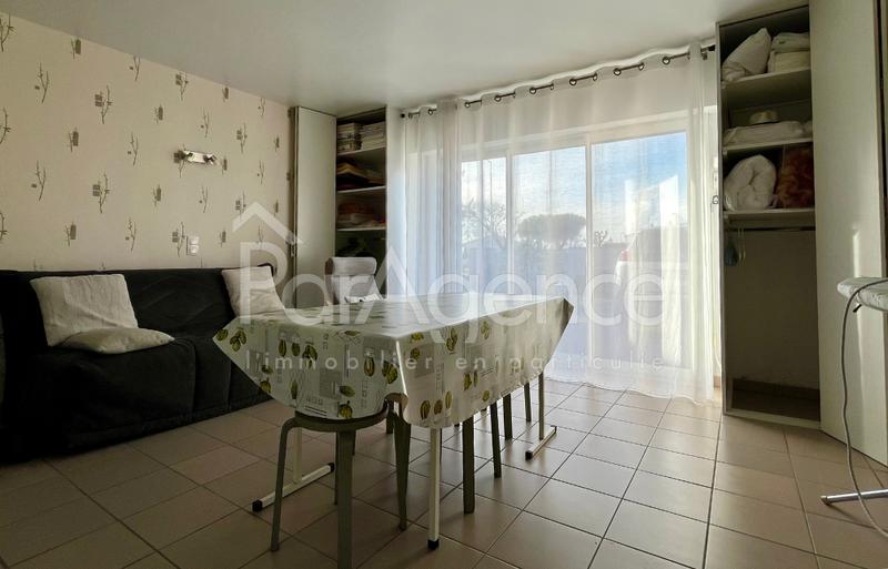 Maison - 202 m² - 6 pièces