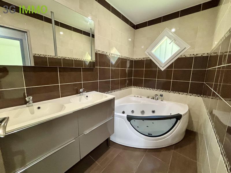 Maison contemporaine - 128 m² - 5 pièces