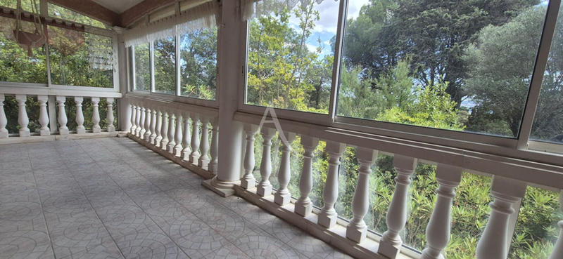 Maison - 188 m² - 6 pièces