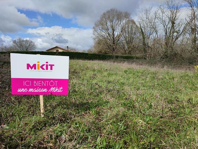 Terrain constructible - 700 m²