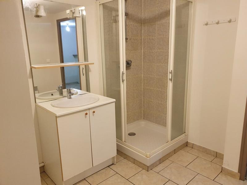 Immeuble - 474 m² - 41 pièces