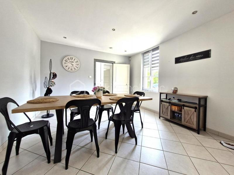 Maison de village - 239 m² - 9 pièces