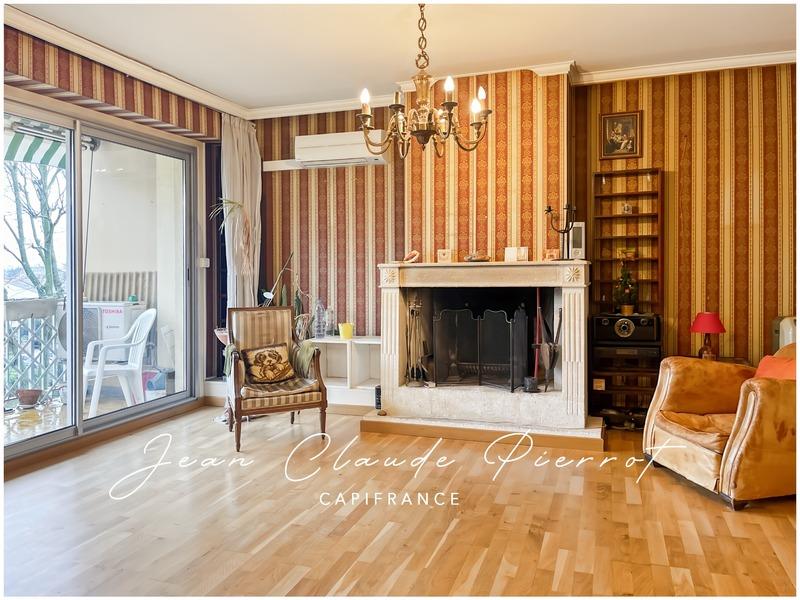 Appartement - 105 m² - 5 pièces