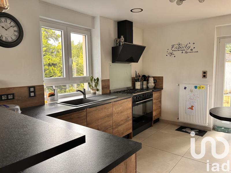 Maison - 180 m² - 6 pièces