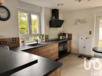 Maison - 180 m² - 6 pièces