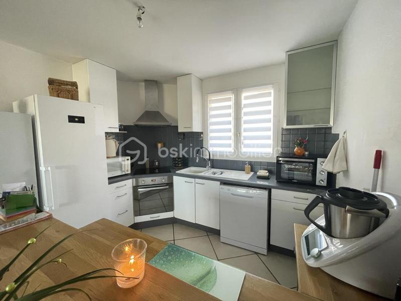 Maison - 92 m² - 5 pièces