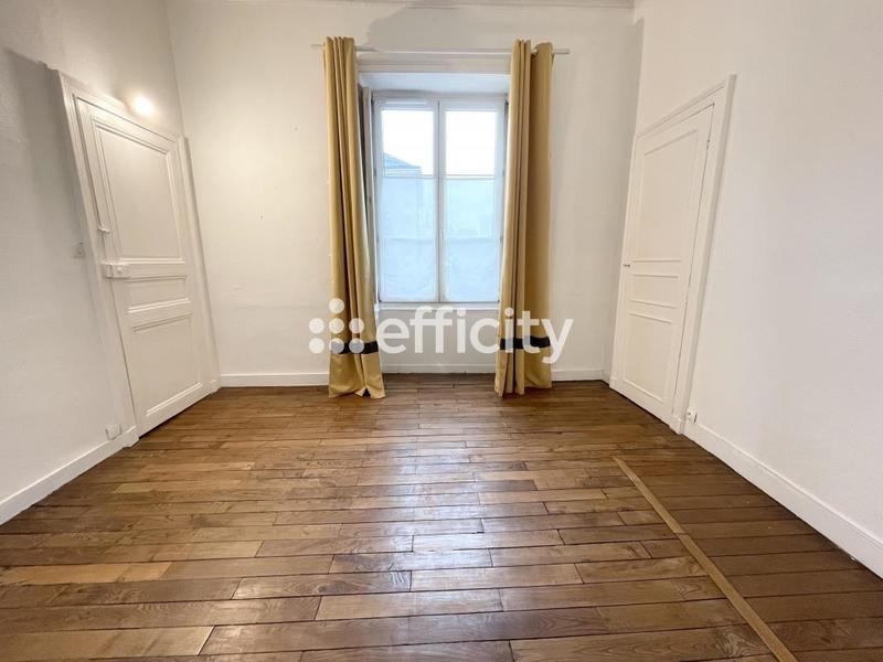 Appartement ancien - 130 m² - 5 pièces