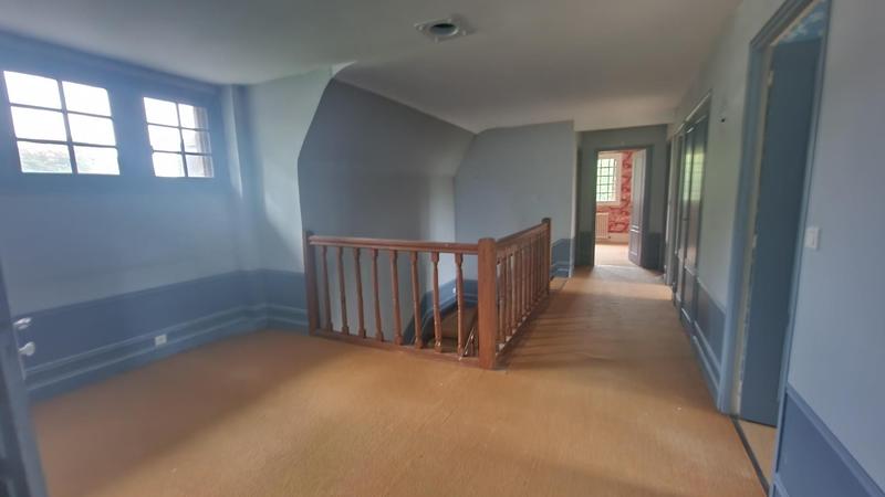 Villa - 300 m² - 8 pièces