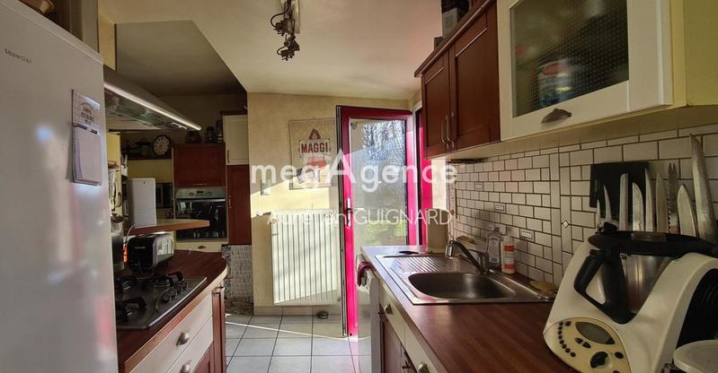 Maison - 153 m² - 9 pièces