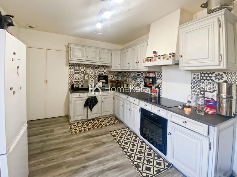 Maison - 100 m² - 6 pièces