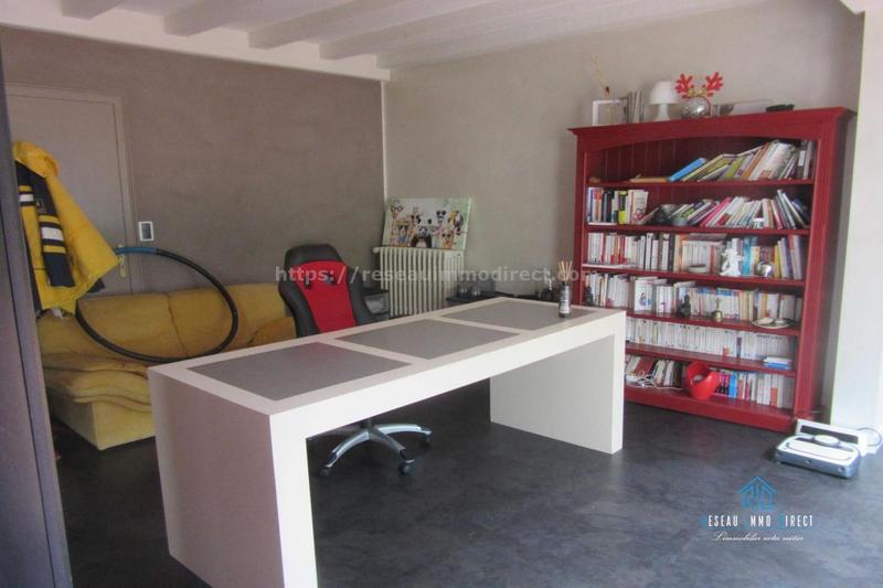 Propriété - 276 m² - 6 pièces