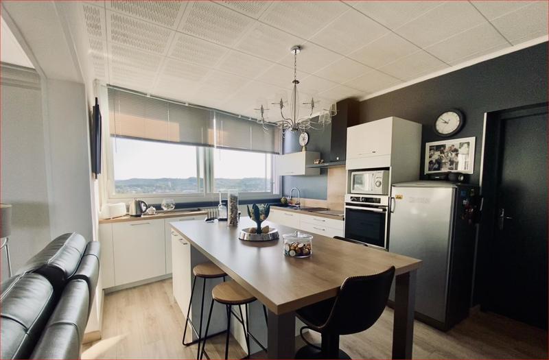 Appartement - 91 m² - 3 pièces