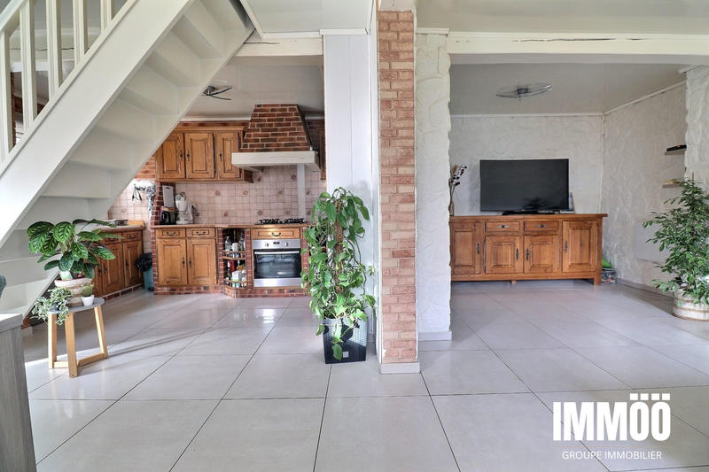 Maison - 95 m² - 4 pièces