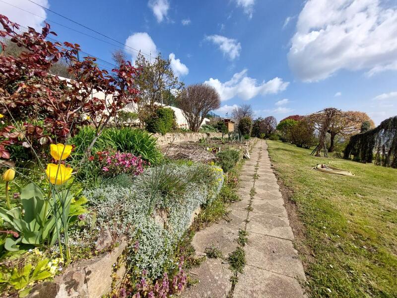 Maison - 84 m² - 5 pièces