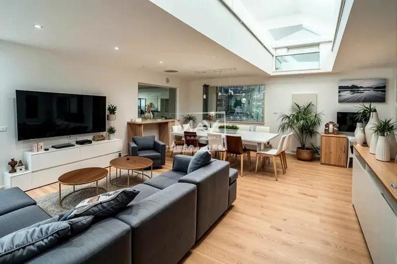 Duplex - 142 m² - 4 pièces