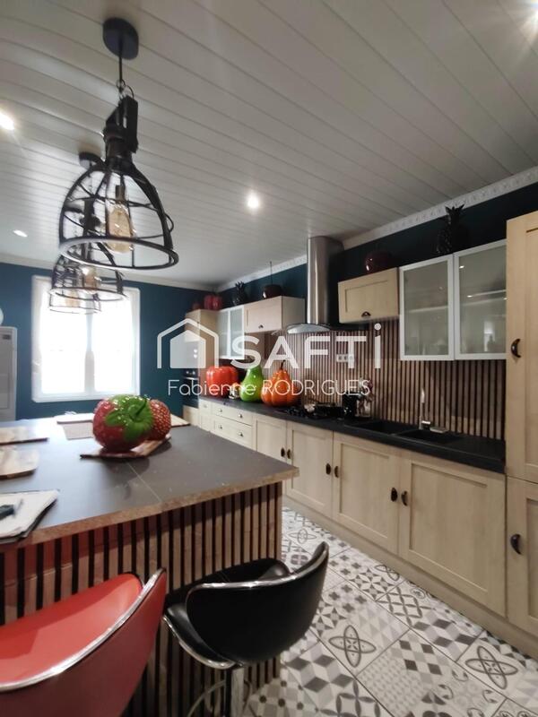 Maison - 125 m² - 6 pièces