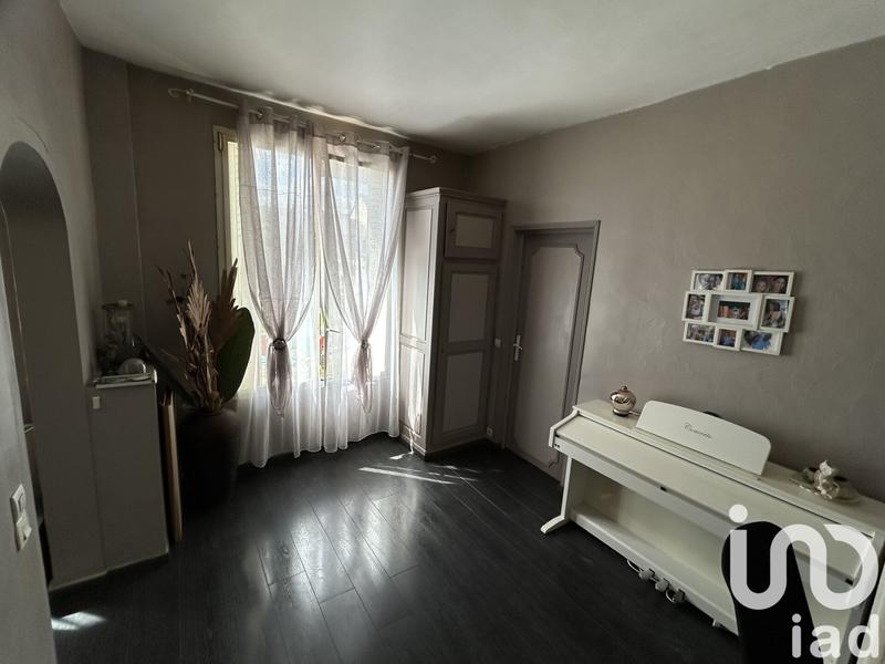 Maison - 99 m² - 6 pièces