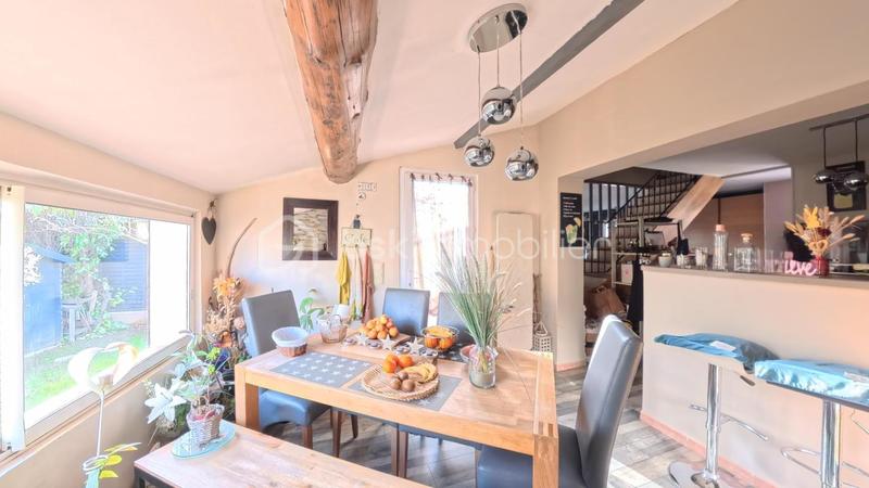 Propriété - 150 m² - 6 pièces