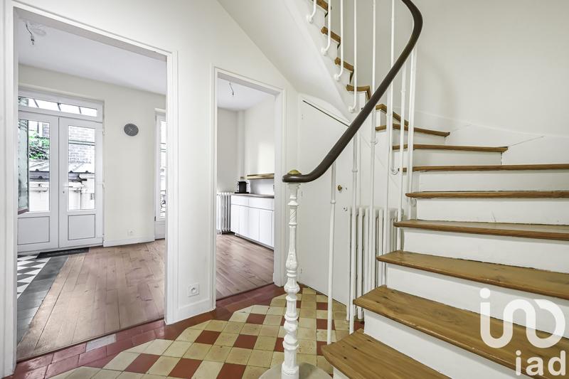 Appartement - 110 m² - 6 pièces