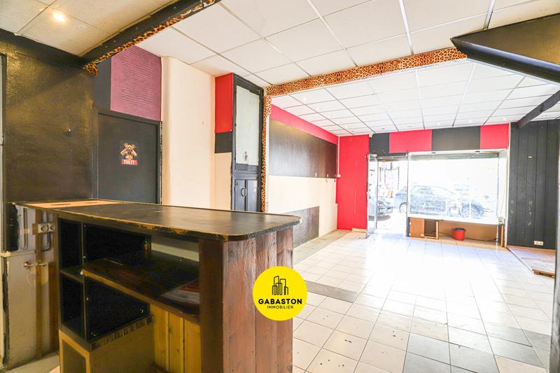Local commercial - 65 m² - 3 pièces