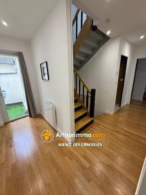Maison - 182 m² - 6 pièces