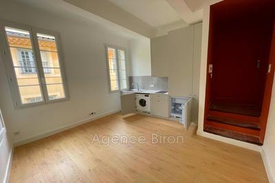Appartement - 16 m² - 1 pièce