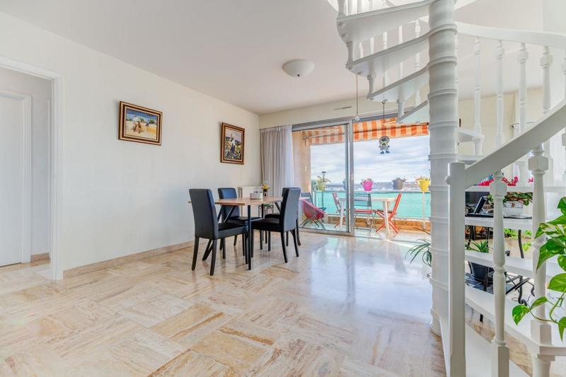 Duplex - 113 m² - 4 pièces