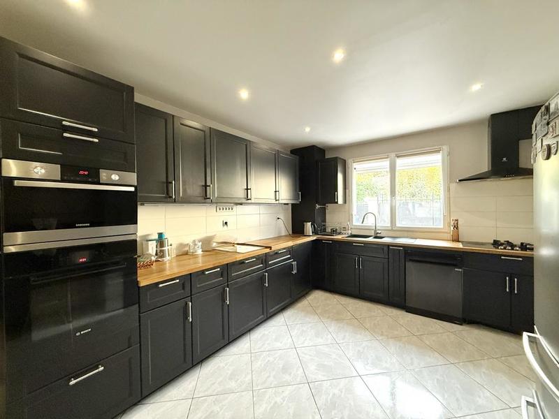 Maison - 149 m² - 4 pièces