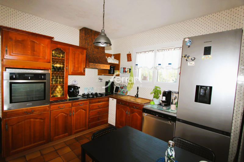 Maison - 206 m² - 6 pièces