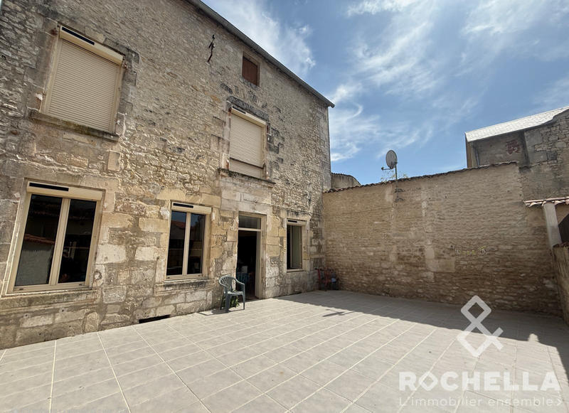 Maison ancienne - 165 m² - 6 pièces