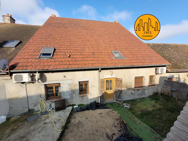 Maison - 210 m² - 6 pièces