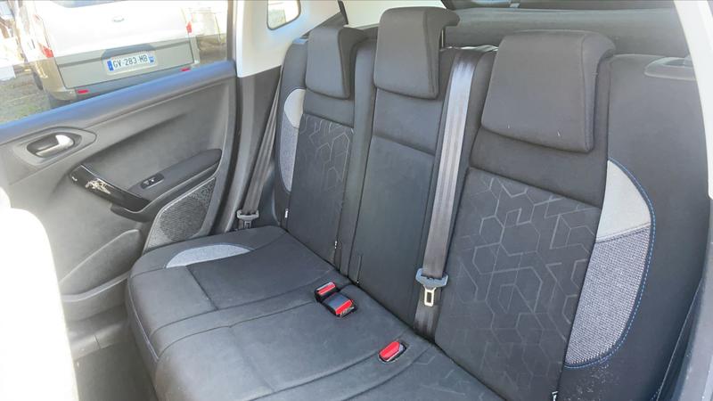 Peugeot 2008 1.2 PureTech 130 Eat6 Signature - Automatique