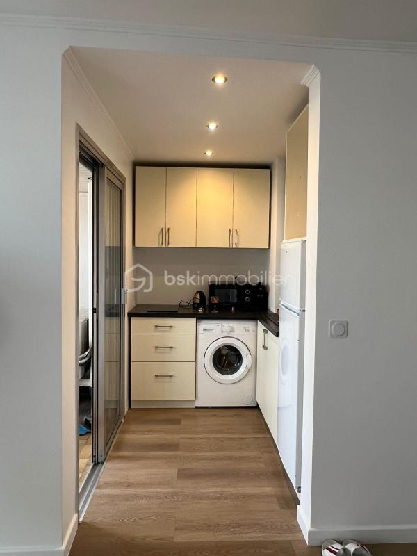 Studio - 27 m² - 1 pièce