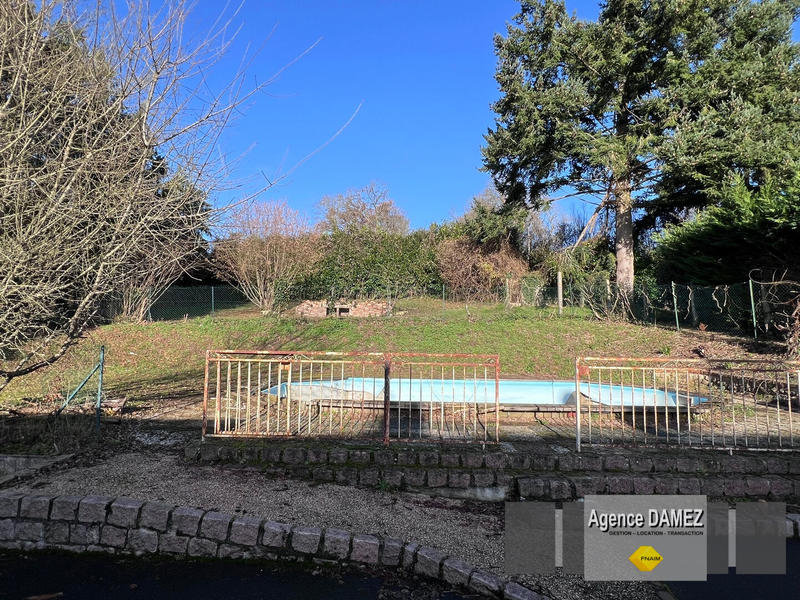 Maison - 200 m² - 8 pièces