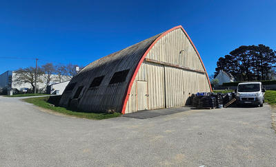 Local d'activité / Entrepôt - 1 350 m²