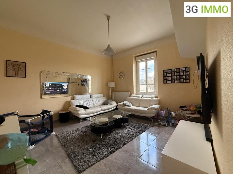 Maison - 180 m² - 7 pièces