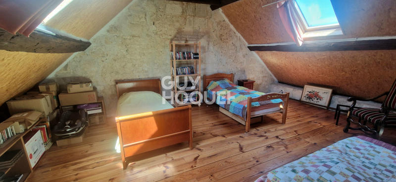 Maison - 342 m² - 14 pièces